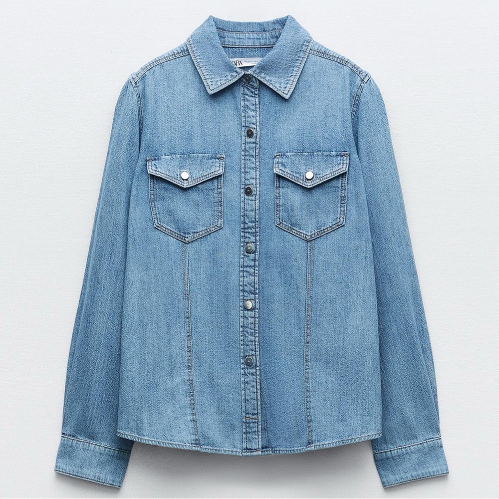 Zara Denim Button Down 🩵